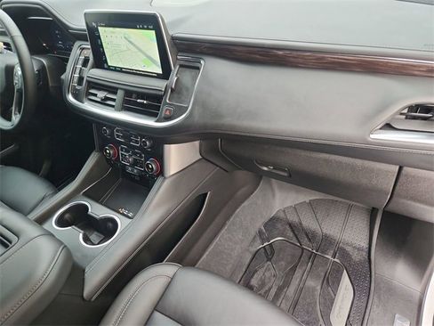 Certified 2024 Chevrolet Tahoe Z71 w/ Luxury Package image 30