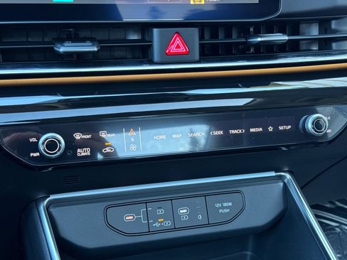 New 2026 Kia Carnival SX Prestige image 21