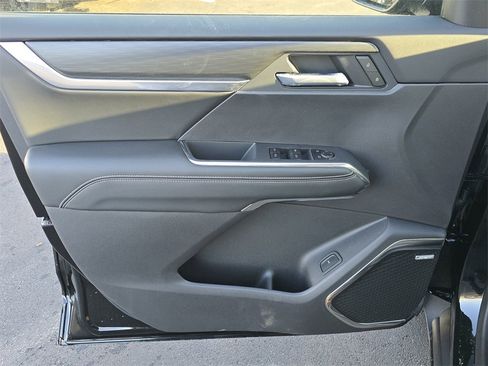 New 2025 GMC Acadia Elevation w/ Super Cruise Package image 10