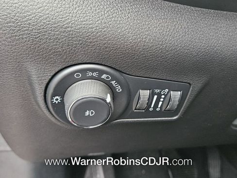 New 2026 Jeep Compass Latitude image 26