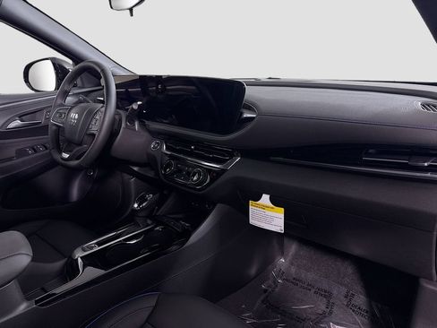New 2026 Buick Envista Sport Touring w/ Convenience I Package FWD image 27