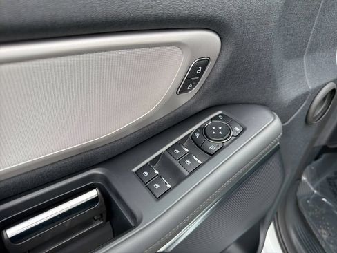 New 2026 Ford Expedition Active RWD image 17