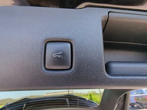 Used 2025 Ford Escape ST-Line Select w/ Tech Pack #1 AWD/4WD image 33