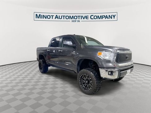 Used 2017 Toyota Tundra Limited w/ Limited Premium Package AWD/4WD image 2