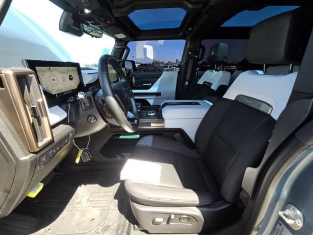 Used 2024 GMC Hummer EV 3X w/ Omega Edition AWD/4WD image 6