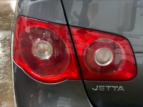 Used 2007 Volkswagen Jetta Wolfsburg Edition image 23