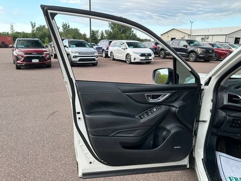 Used 2019 Subaru Forester Touring w/ Popular Package #3 AWD/4WD image 11