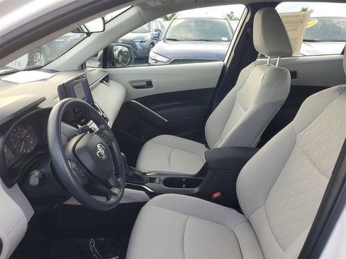 Used 2023 Toyota Corolla Cross L image 14