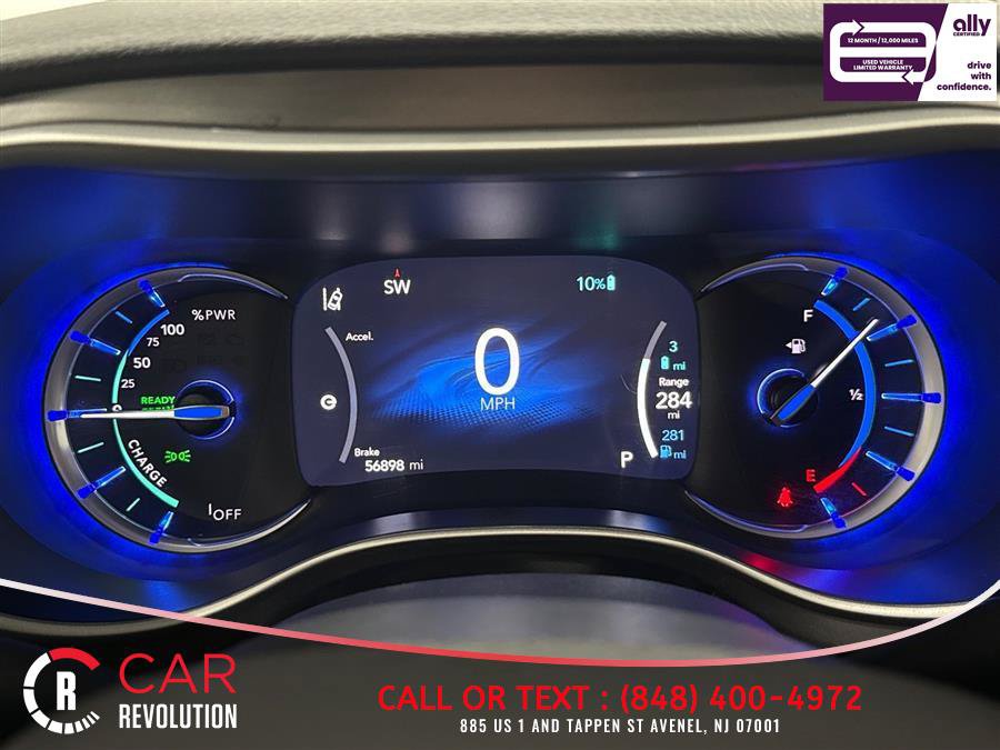 Used 2024 Chrysler Pacifica Limited FWD image 59