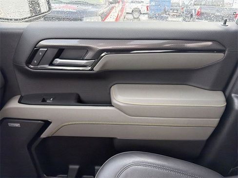 Used 2025 Chevrolet Silverado 1500 ZR2 w/ Technology Package image 24