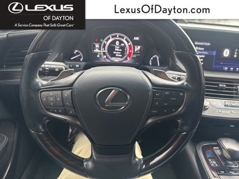 Used 2019 Lexus LS 500 AWD image 17