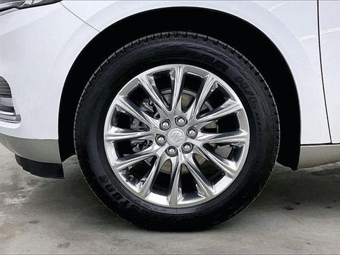 Certified 2021 Buick Enclave Premium w/ Sun and Sites Package image 10