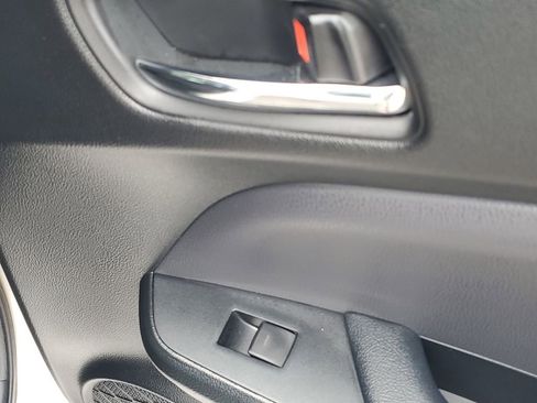 Used 2022 Toyota Prius Prime XLE image 46