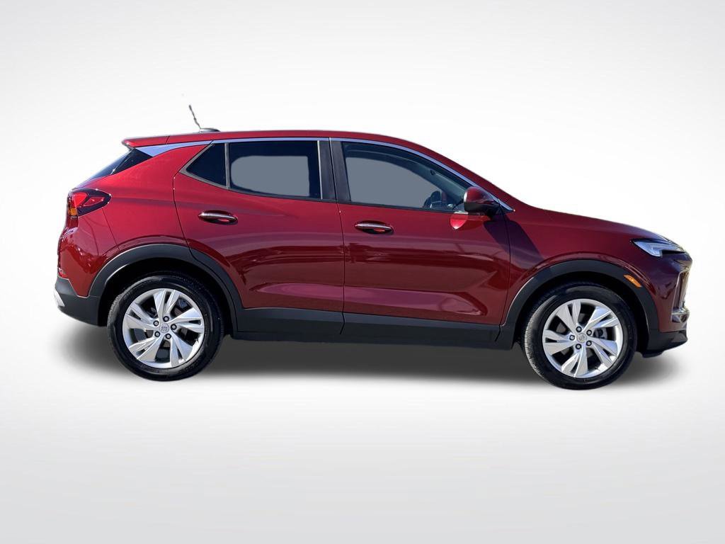 Used 2025 Buick Encore GX Preferred w/ Comfort Package FWD image 8