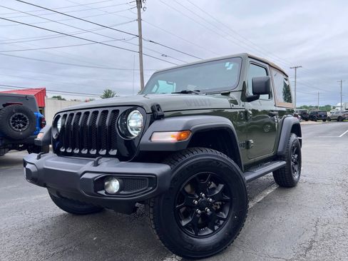 Used 2021 Jeep Wrangler Sport AWD/4WD image 16
