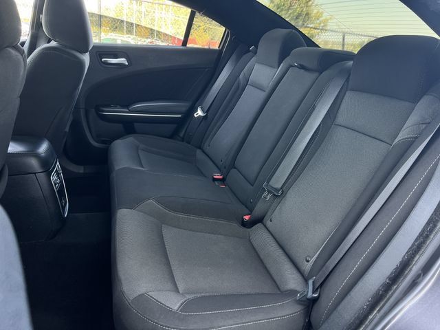 Used 2020 Dodge Charger SXT RWD image 18