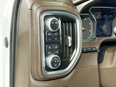 Used 2020 GMC Sierra 2500 Denali w/ Denali Ultimate Package image 26