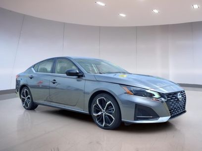 Used 2024 Nissan Altima 2.5 SR
