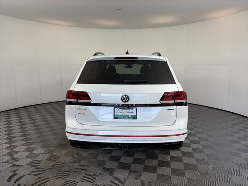 Used 2023 Volkswagen Atlas SEL R-Line image 9