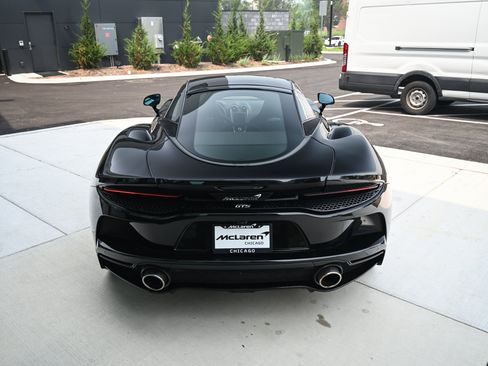 Used 2025 McLaren GTS RWD image 23
