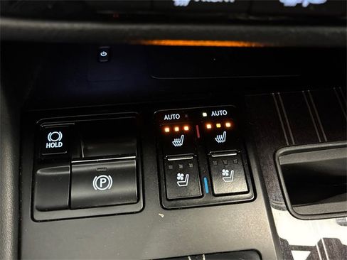 Used 2022 Lexus RX 350 AWD w/ Luxury Package image 21