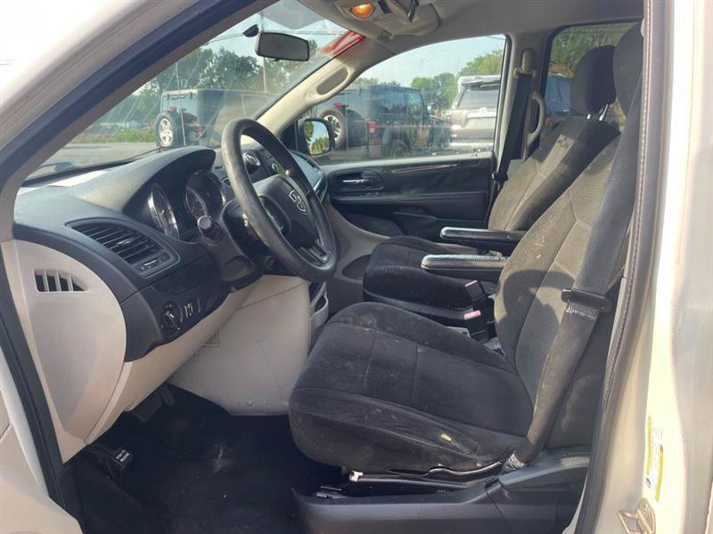 Used 2012 Dodge Grand Caravan SE FWD image 9