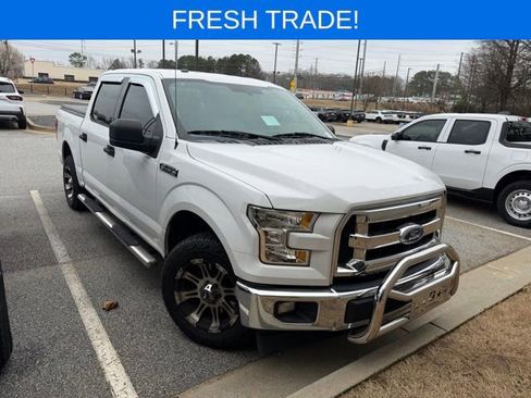 Used 2017 Ford F150 XLT image 1