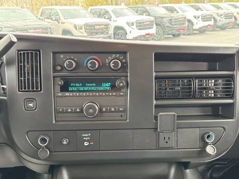 New 2026 GMC Savana 2500 Extended w/ Driver Convenience Package RWD image 19