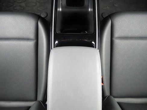 Used 2023 Volkswagen ID.4 AWD Pro S image 21