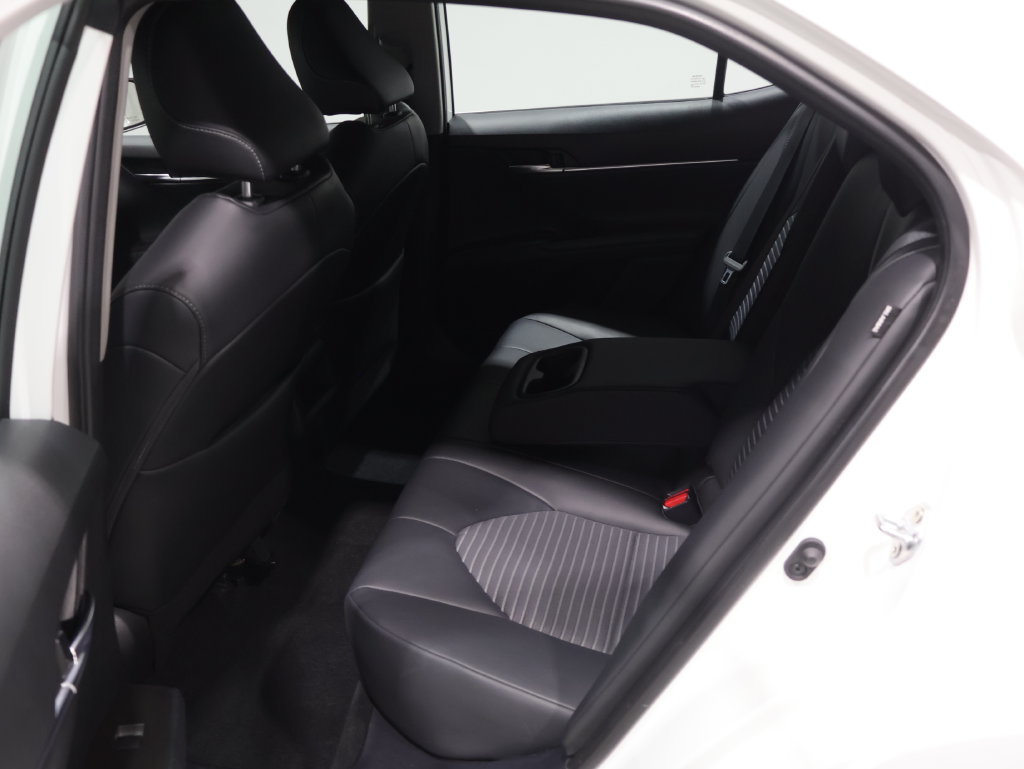 Used 2024 Toyota Camry SE FWD image 16