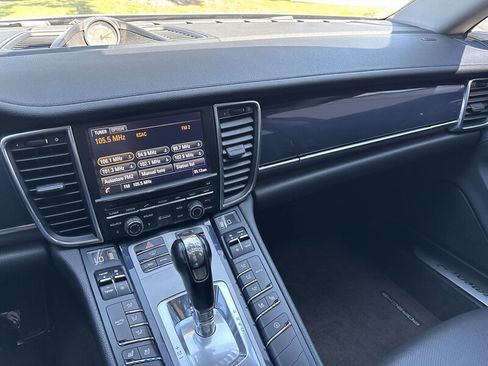 Used 2014 Porsche Panamera 4 AWD/4WD image 41