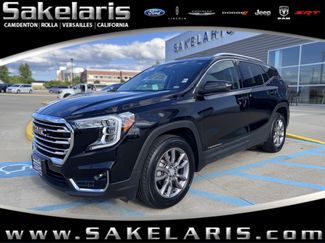 Used 2023 GMC Terrain SLT image 1