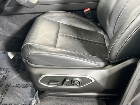 Used 2022 Jeep Wagoneer Series II image 17