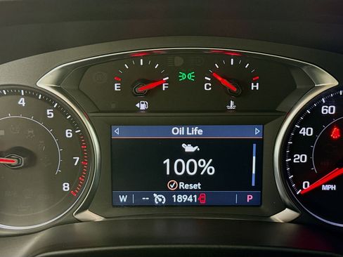 Used 2024 Chevrolet Blazer LT image 13