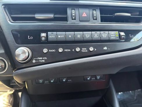 Used 2025 Lexus ES 350 F Sport FWD image 17