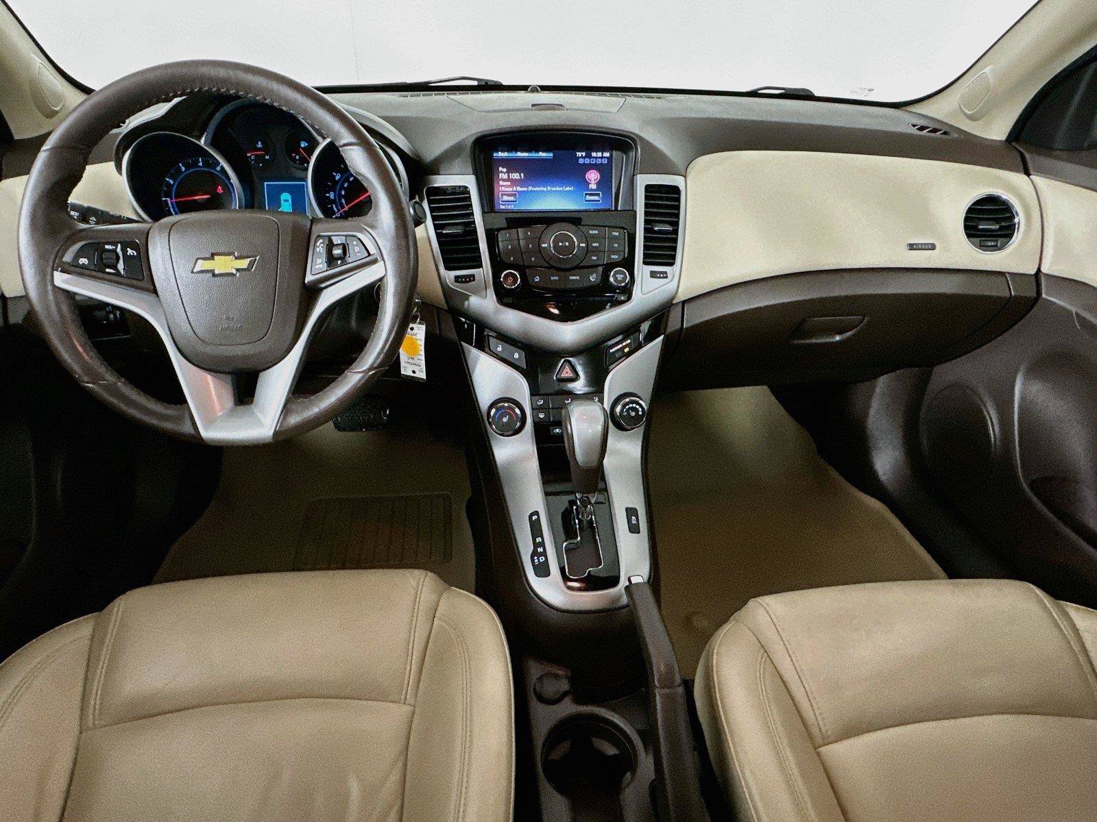 Used 2013 Chevrolet Cruze LT FWD image 29