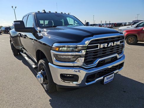 New 2026 RAM 3500 Tradesman image 10