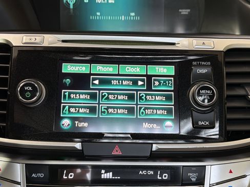 Used 2015 Honda Accord EX-L image 25