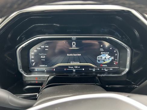 Used 2024 GMC Sierra 2500 SLE image 17