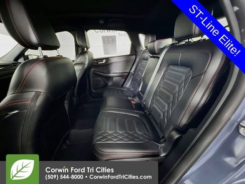 Used 2023 Ford Escape ST-Line Elite w/ Premium Technology Package AWD/4WD image 30