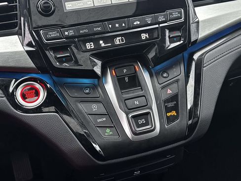 Used 2023 Honda Odyssey Touring image 29