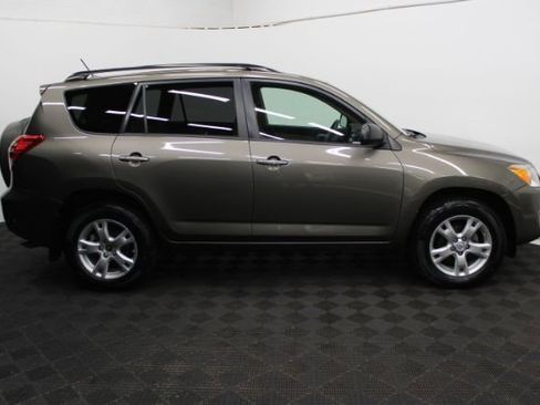 Used 2011 Toyota RAV4 LE w/ Upgrade Value Pkg image 4