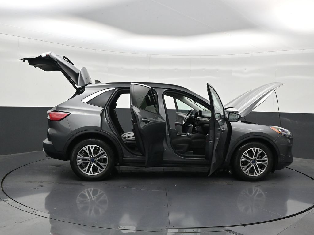 Used 2022 Ford Escape SEL FWD image 32