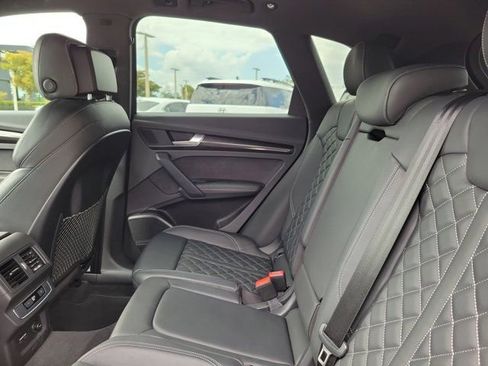 Used 2021 Audi SQ5 Premium Plus w/ Premium Plus Package image 11