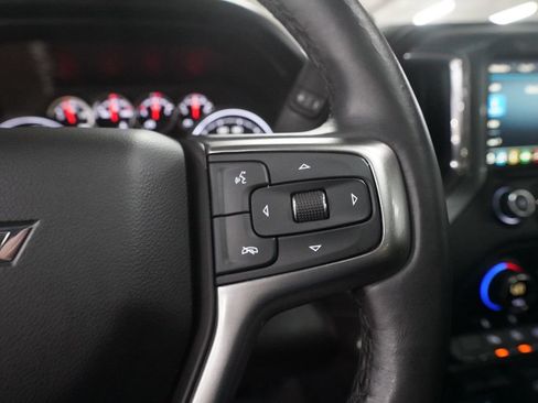 Used 2020 Chevrolet Silverado 1500 LT Trail Boss AWD/4WD image 18