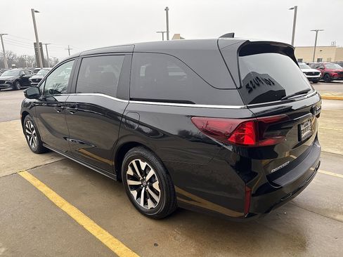 Used 2025 Honda Odyssey EX-L image 4
