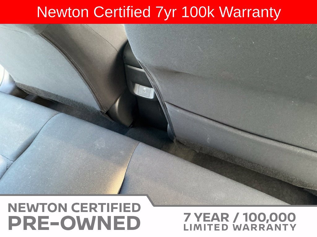 Used 2023 Nissan Versa SV FWD image 15