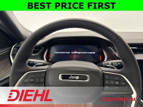 New 2026 Jeep Grand Cherokee L Limited AWD/4WD image 29