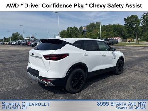 Used 2023 Chevrolet Blazer LT w/ Driver Confidence Package AWD/4WD image 3