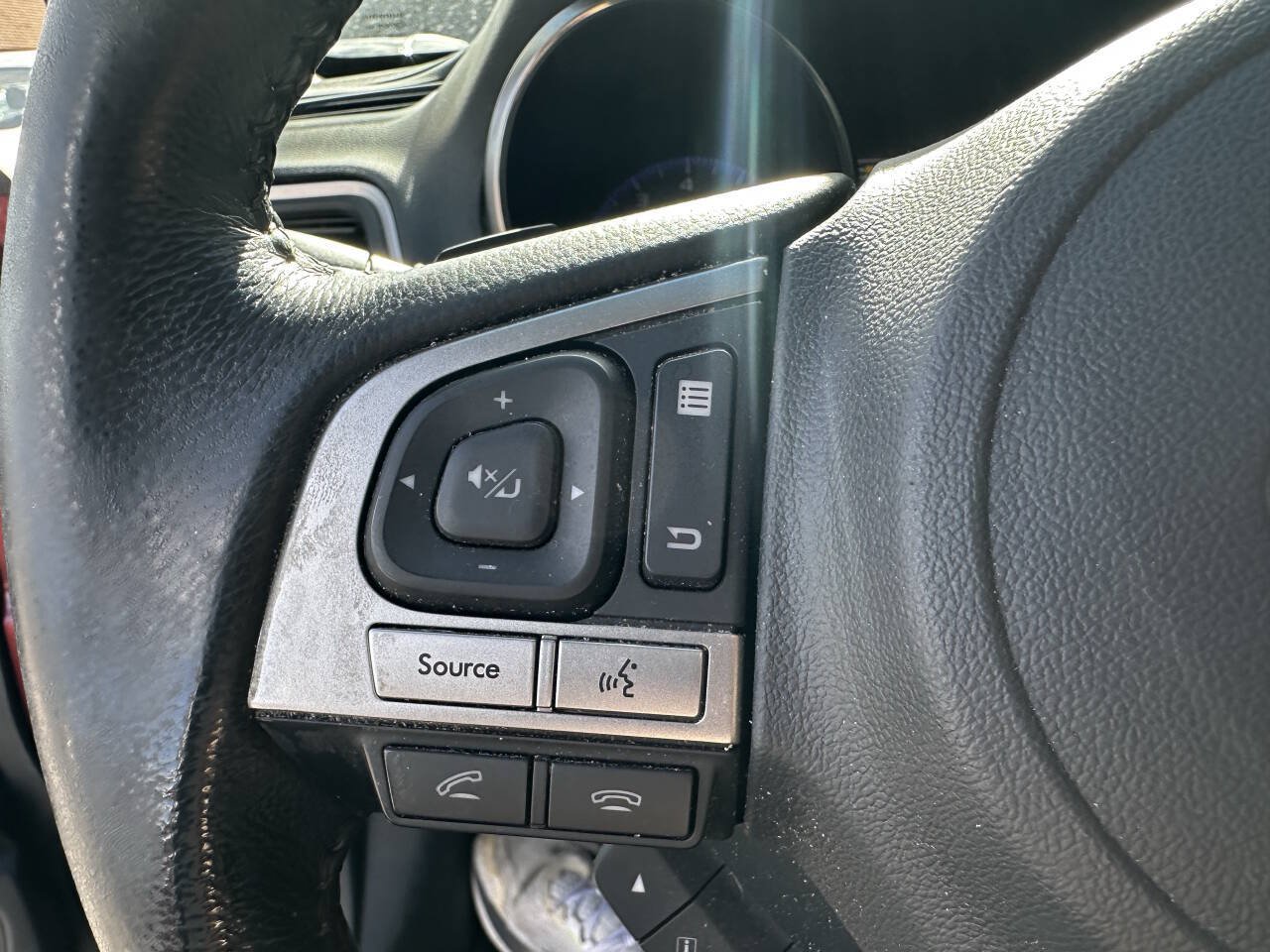 Used 2017 Subaru Outback 2.5i Premium AWD/4WD image 11